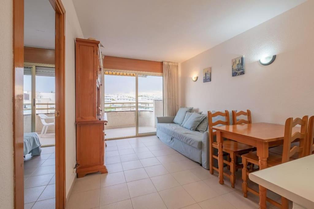 Apartment En Con 3 Piscinas Junto A Port Aventura