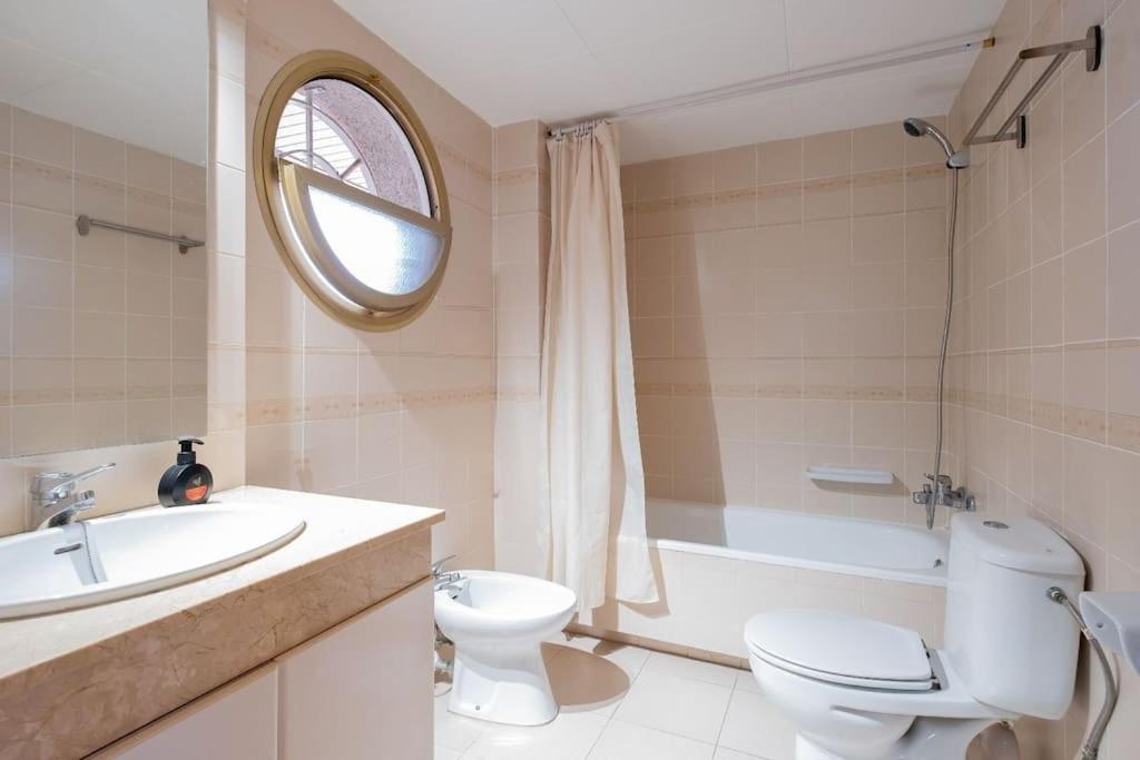 Appartamento En Con 3 Piscinas Junto A Port Aventura Salou