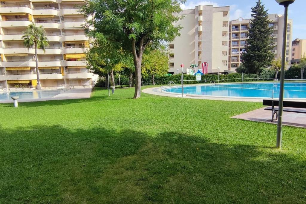 Apartamento En Centro De Con 3 Piscinas. *